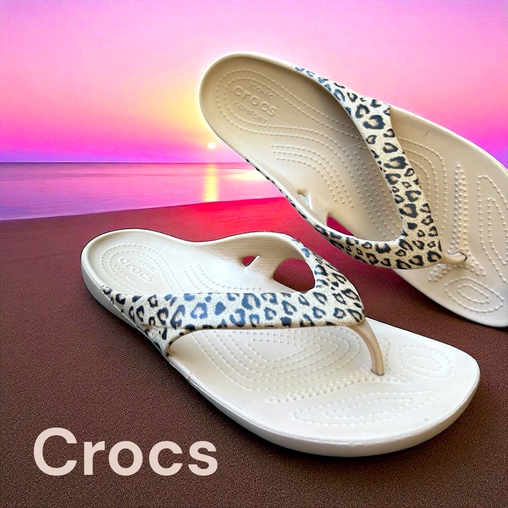 Crocs-women’s 10 Kadee II Leopard Printed Flip Flop Sandals. Excellent preowned!